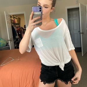 Brandy Melville relaxed fit oversized tee shirt
